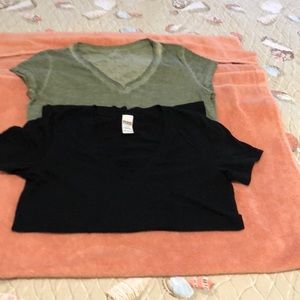 EUC 2/$14 or 1/$10 Vic Secret BLK T, A.N.A. Grn T